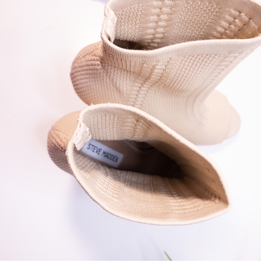 Steve Madden Candid Peep-Toe Knit Ankle Booties in Cream Nude Size 8.5 nwot - Picture 14 of 17